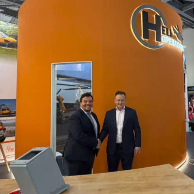 HeliOperations signs for Reiser AW139 FTD and hoistAR®
